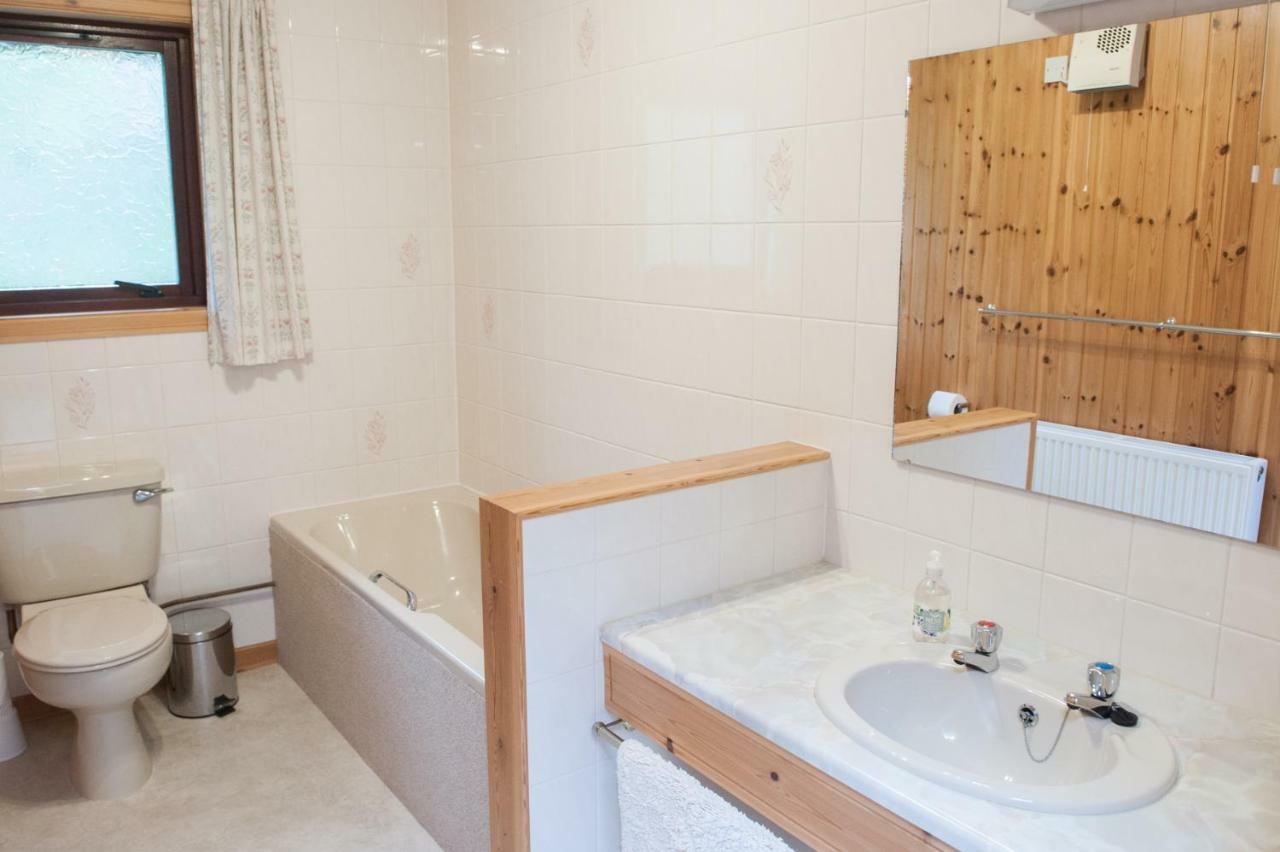 Achmony Holidays Villa Drumnadrochit Eksteriør billede